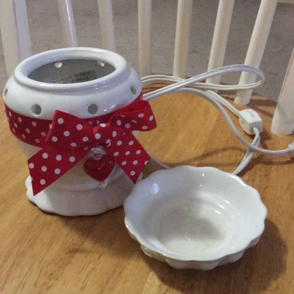Valentine wax warmer